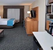 Holiday Inn Hotel & Suites Edmonton Airport & Conference Ctr by IHG hotel detail image 4