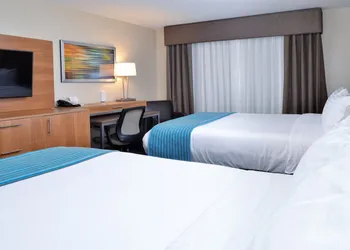 Holiday Inn Hotel & Suites Edmonton Airport & Conference Ctr by IHG hotel thumbnail 5