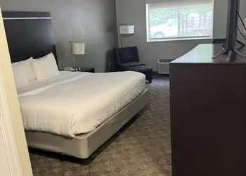 Comfort Inn Huntington near University area hotel thumbnail 3