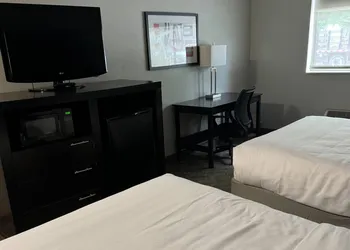 Comfort Inn Huntington near University area hotel thumbnail 8