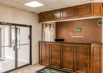 Quality Inn Pell City I-20 exit 158 hotel thumbnail 2