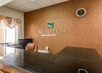 Quality Inn Pell City I-20 exit 158 hotel thumbnail 3