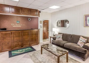 Quality Inn Pell City I-20 exit 158 hotel thumbnail 4