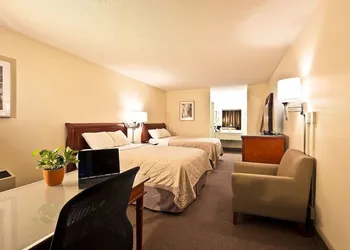 Garden Hotel and Conference Center hotel thumbnail 5
