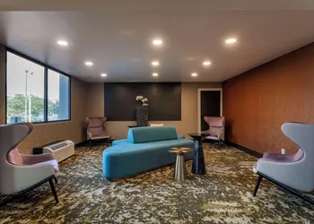Comfort Inn & Suites Nashville Downtown – Stadium hotel thumbnail 2