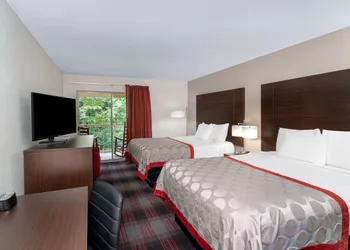 Ramada by Wyndham Maggie Valley hotel thumbnail 5