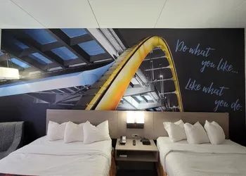 Clarion Pointe Franklin - Nashville Area hotel thumbnail 7
