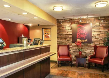 Red Roof Inn PLUS+ Atlanta - Buckhead hotel thumbnail 2