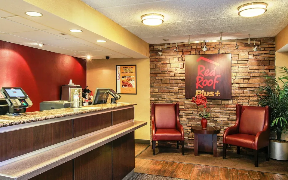 Red Roof Inn PLUS+ Atlanta - Buckhead hotel detail image 2