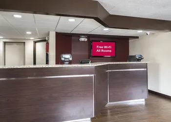 Red Roof Inn Chicago-O'Hare Airport/ Arlington Hts hotel thumbnail 2
