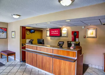Red Roof Inn Pensacola – I-10 at Davis Highway hotel thumbnail 3