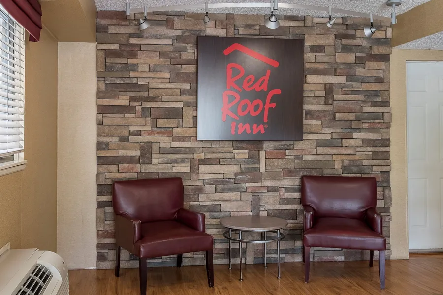 Red Roof Inn Tampa - Brandon hotel detail image 2