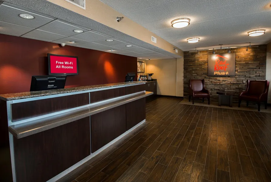 Red Roof Inn PLUS+ Chicago - Naperville hotel detail image 2