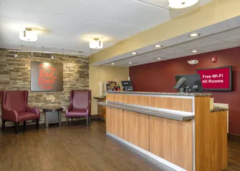 Red Roof Inn Tallahassee - University hotel thumbnail 4