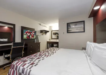 Red Roof Inn Tallahassee - University hotel thumbnail 7