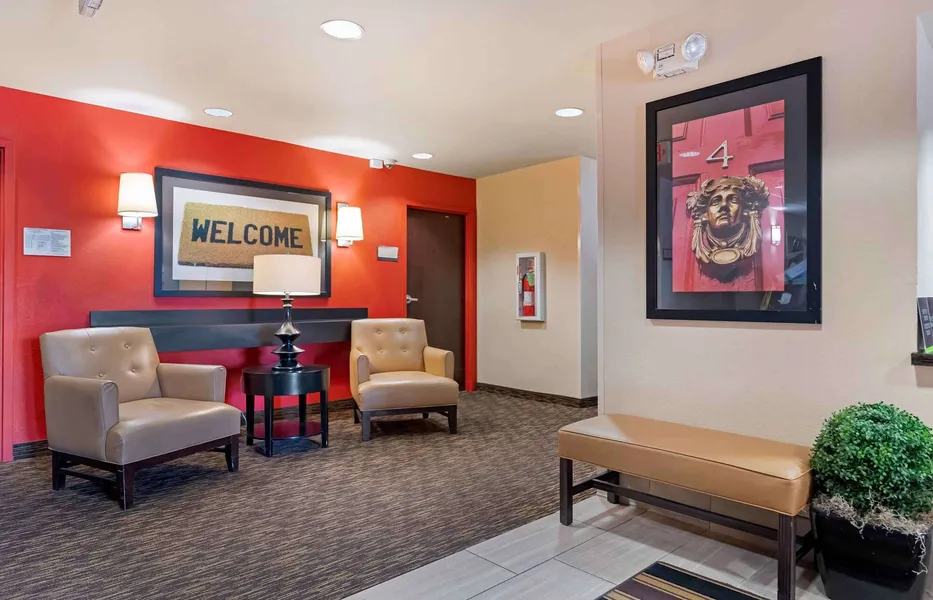 Extended Stay America Select Suites Chicago Hanover Park hotel detail image 2