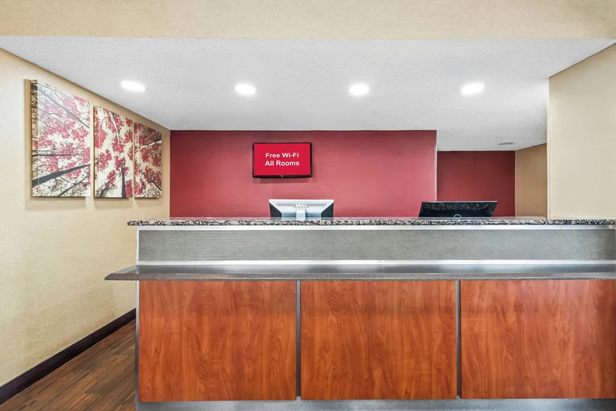 Red Roof Inn Columbus West - Hilliard hotel detail image 2