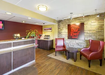 Red Roof Inn Richmond South hotel thumbnail 3