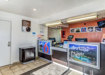 Motel 6 Atlanta Smyrna / Ballpark hotel thumbnail 3