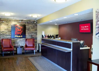 Red Roof Inn PLUS+ University at Buffalo - Amherst hotel thumbnail 4