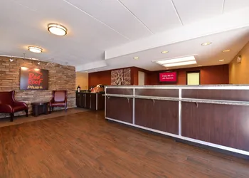 Red Roof Inn PLUS+ Secaucus - Meadowlands - NYC hotel thumbnail 3