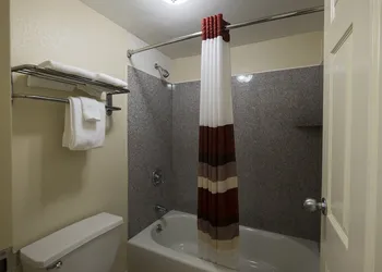 Red Roof Inn Virginia Beach - Norfolk Airport hotel thumbnail 7