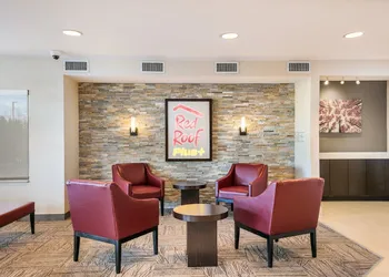 Red Roof Inn PLUS+ Boston - Logan hotel thumbnail 2