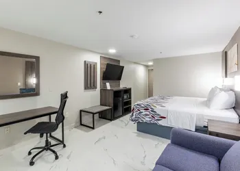 Red Roof Inn Pharr - McAllen hotel thumbnail 5
