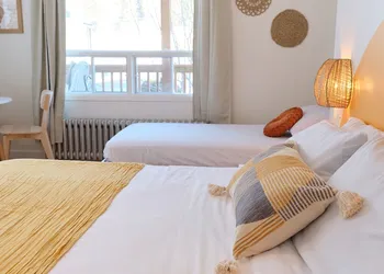 Auberge du Dimanche hotel thumbnail 5