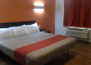 Motel 6 Clovis, NM hotel thumbnail 8