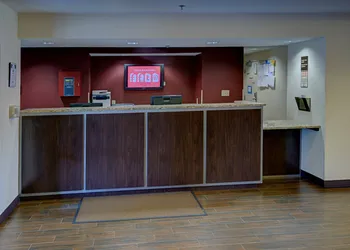 Red Roof Inn PLUS+ Raleigh Downtown – NCSU/Conv Center hotel thumbnail 3