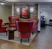 Red Roof Inn PLUS+ Raleigh Downtown – NCSU/Conv Center hotel detail image 4