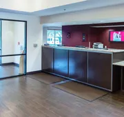 Red Roof Inn PLUS+ Raleigh Downtown – NCSU/Conv Center hotel detail image 5