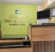 Quality Inn & Suites Pittsburgh Harmarville hotel detail image 3