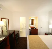 Travelodge by Wyndham Burbank-Glendale hotel detail image 3