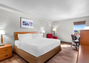 Travelodge by Wyndham Winchester hotel thumbnail 8
