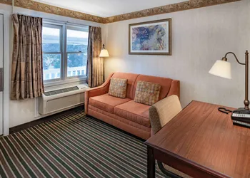 Travelodge by Wyndham Great Barrington Berkshires hotel thumbnail 7