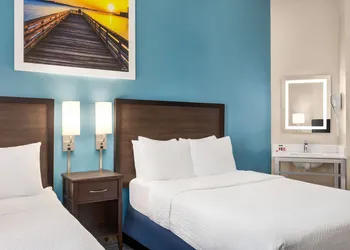 Days Inn by Wyndham Philadelphia Convention Center hotel thumbnail 7