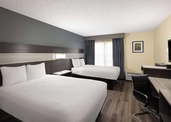 Travelodge by Wyndham Perry National Fairgrounds Area I-75 hotel thumbnail 7