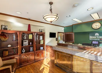 HomeTowne Studios by Red Roof Atlanta - Chamblee hotel thumbnail 2