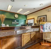 HomeTowne Studios by Red Roof Atlanta - Chamblee hotel detail image 3