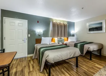 HomeTowne Studios by Red Roof Atlanta - Chamblee hotel thumbnail 4