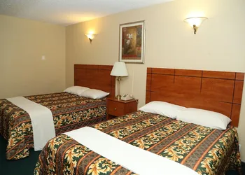 JFK Inn hotel thumbnail 8