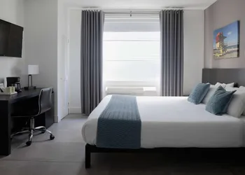 MB Hotel, Trademark Collection by Wyndham hotel thumbnail 8