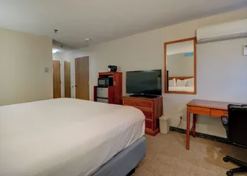 Anchorage Inns And Suites hotel thumbnail 3