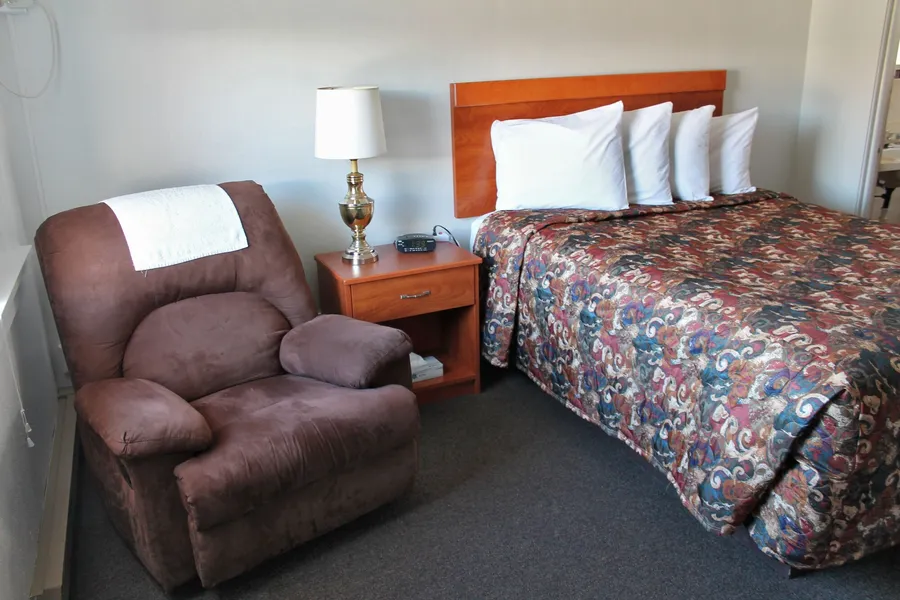 Budget Host Crestview Inn hotel detail image 6