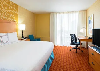 Fairfield Inn & Suites by Marriott Louisville Downtown hotel thumbnail 8