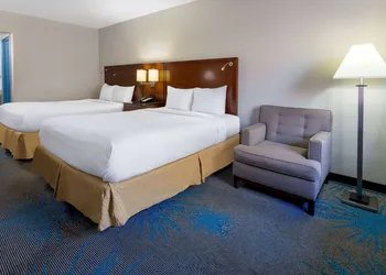 Days Inn by Wyndham Columbia hotel thumbnail 8