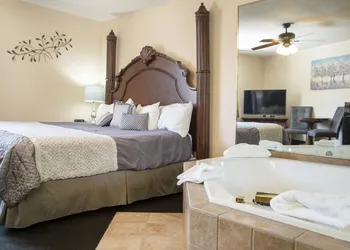 The Stone Castle Hotel & Conference Center hotel thumbnail 6
