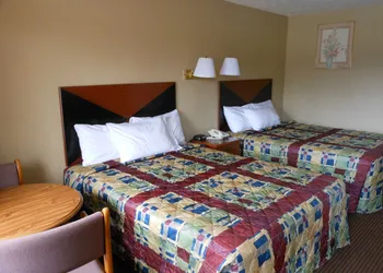 McClellan Inn Anniston hotel thumbnail 8